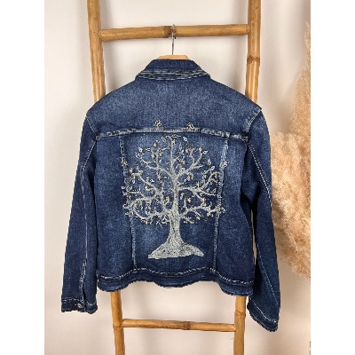 Veste en jean arbre de vie brodé strass bohème