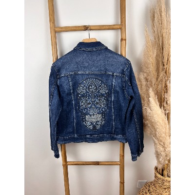 Veste en jean tête de mort mexicaine brodé strass bohème