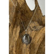 Collier cabochon labradorite en argent 925