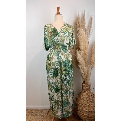 Robe longue magique du 38 au 52 imprimée feuillage vert fond blanc