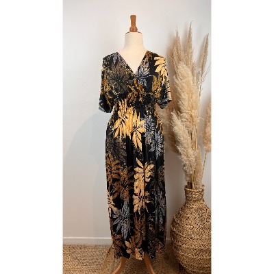 Robe longue magique du 38 au 52 imprimée feuillage orangé fond noir