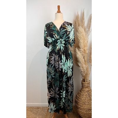 Robe longue magique du 38 au 52 imprimée feuillage vert fond noir
